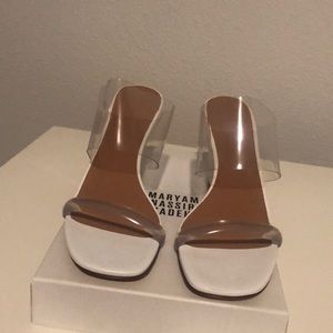 Maryam Nasir Zadeh heels